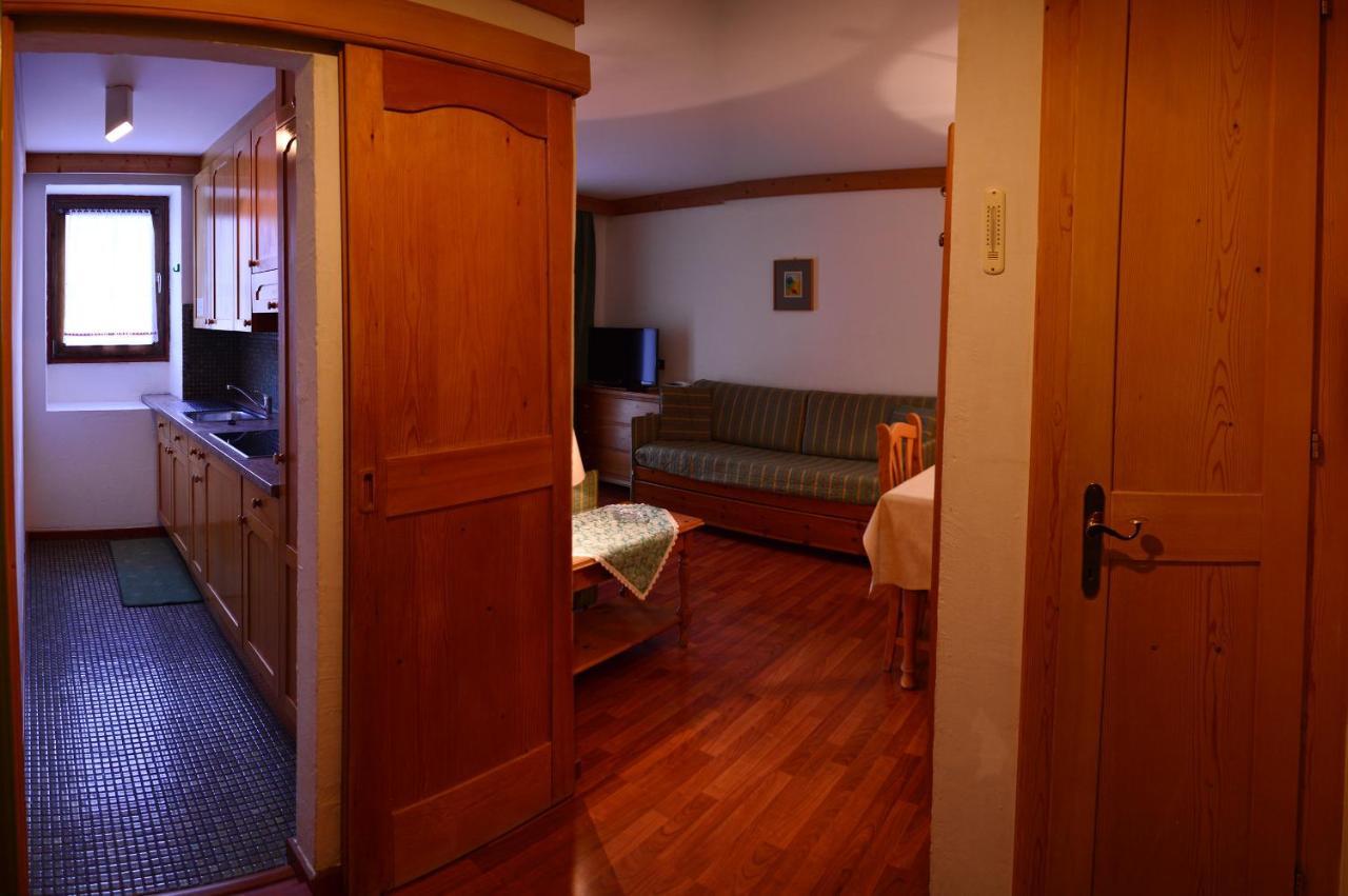 Appartamenti Astoria La Villa La Villa  Luaran gambar